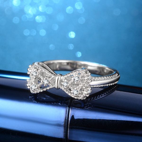 crystal bow ring female fashion engagement ring shiny zirconia design 925 sterling silver marriage misunderstanding jewelry, Slivery;golden
crystal bow ring female fashion engagement ring shiny zirconia design 925 sterling silver marriage misunderstanding jewelry, Slivery;golden