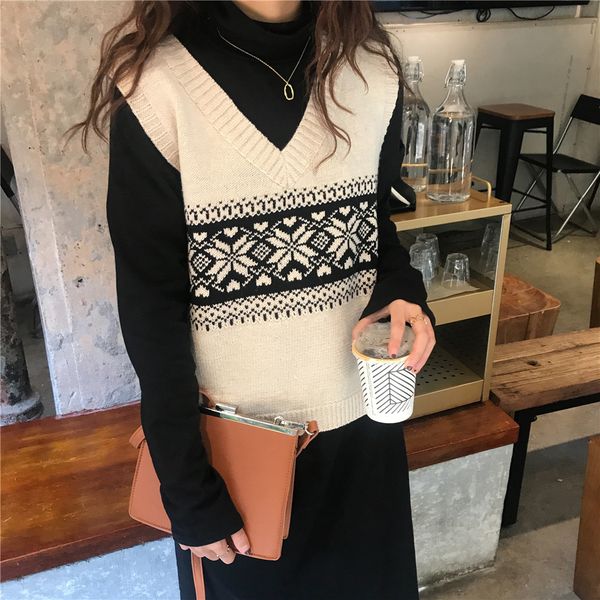 women sleeveless pullover fall 2019 korean style vintage geometric v neck knitted sweater vest black beige knitwear t422, Black;white
women sleeveless pullover fall 2019 korean style vintage geometric v neck knitted sweater vest black beige knitwear t422, Black;white