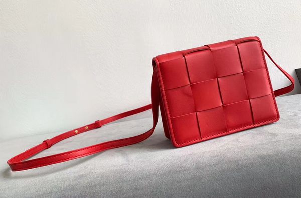 excellent quality wholesale european style original cowhide genuine leather max crochet lady shoulder bags 4 colors woman handbag ship
excellent quality wholesale european style original cowhide genuine leather max crochet lady shoulder bags 4 colors woman handbag ship