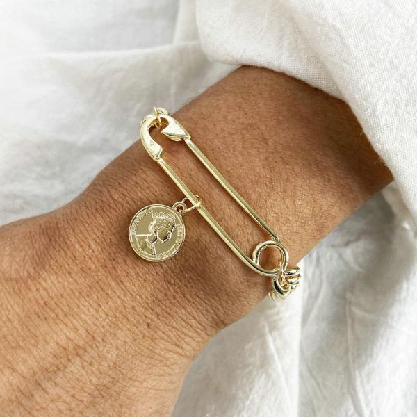 new design vintage bracelet for women gold color safety pin shape bracelet & bangle boho statement female jewelry, Golden;silver
new design vintage bracelet for women gold color safety pin shape bracelet & bangle boho statement female jewelry, Golden;silver