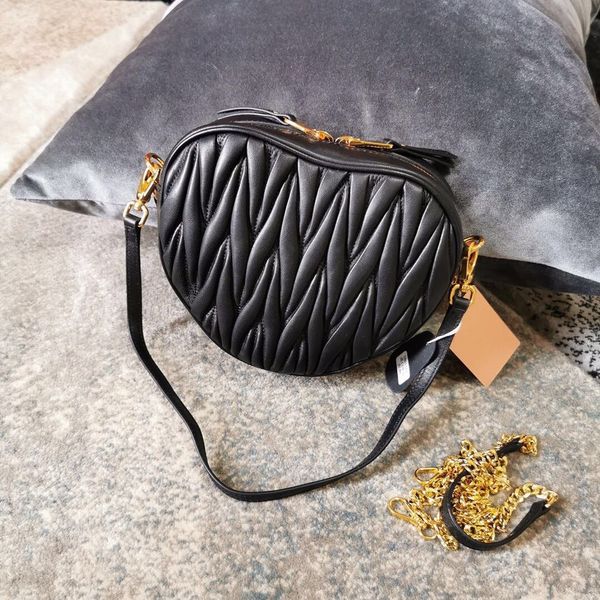 2020 fashion luxury сумки конструктора женщин сумки конструктора crossbody сумка love heart плечо сумка конструктора кошельки мини сумка 
2020 fashion luxury сумки конструктора женщин сумки конструктора crossbody сумка love heart плечо сумка конструктора кошельки мини сумка