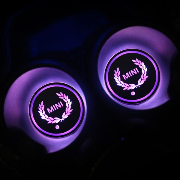 1шт салона led многоцветный авто кубок держатель бутылки воды против скольжения мат для mini cooper one countryman f60 аксессуары
1шт салона led многоцветный авто кубок держатель бутылки воды против скольжения мат для mini cooper one countryman f60 аксессуары