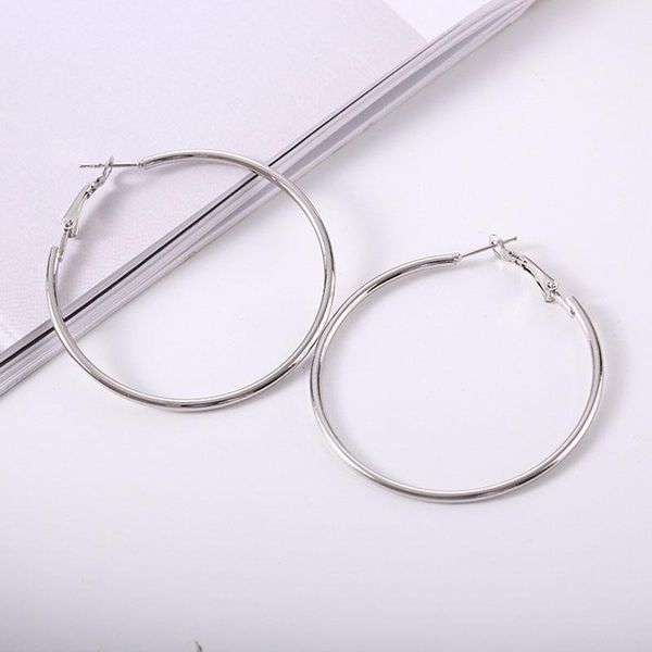 fashion-hyperbole hoop earrings big smooth circle earrings for women diameter 5cm large simple fashion silver metal ear jewelry, Golden;silver
fashion-hyperbole hoop earrings big smooth circle earrings for women diameter 5cm large simple fashion silver metal ear jewelry, Golden;silver