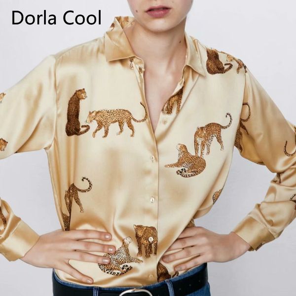 new 2020 spring summer women's chiffon blouses cartoon leopard printed shirts high street feminine personality basic blusas, White
new 2020 spring summer women's chiffon blouses cartoon leopard printed shirts high street feminine personality basic blusas, White