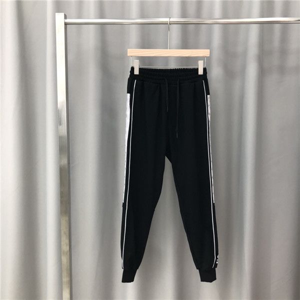 19aw luxurious paris brands design long pants terry trousers all-match fashion reflective hip-hop high streetwear cool sports v trousers, Black;green
19aw luxurious paris brands design long pants terry trousers all-match fashion reflective hip-hop high streetwear cool sports v trousers, Black;green