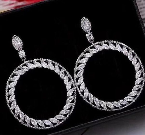 fashion hollow drop hoop earring 5a zircon cz diamond 925 sterling silver engagement wedding dangle earrings for women bridal jewelry gift, Golden;silver
fashion hollow drop hoop earring 5a zircon cz diamond 925 sterling silver engagement wedding dangle earrings for women bridal jewelry gift, Golden;silver