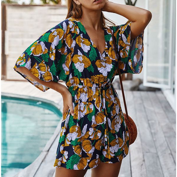 summer print jumpsuit shorts casual loose short sleeve v-neck knotted design holiday beach wide leg rompers, Black;white
summer print jumpsuit shorts casual loose short sleeve v-neck knotted design holiday beach wide leg rompers, Black;white