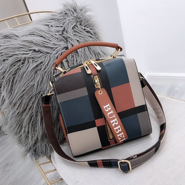 Sequin pu leather men women backpack children back pack mall backpack for girl ladie houlder chool bag co metic bag me enger bag
Sequin pu leather men women backpack children back pack mall backpack for girl ladie houlder chool bag co metic bag me enger bag