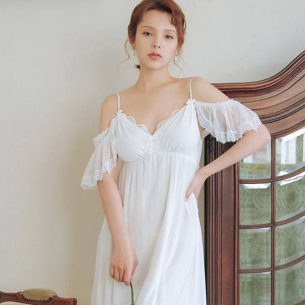 women's sleepwear butterfly sleeve lace nightdress summer two wearing with chest pad long night wear women vintage fg108, Black;red
women's sleepwear butterfly sleeve lace nightdress summer two wearing with chest pad long night wear women vintage fg108, Black;red