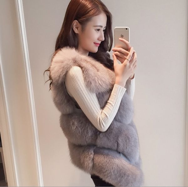 furry casaco inverno women fur coat 2020 winter thick furry faux fur vest sleeveless imitation waistcoat female plus size xl730, Black;white
furry casaco inverno women fur coat 2020 winter thick furry faux fur vest sleeveless imitation waistcoat female plus size xl730, Black;white