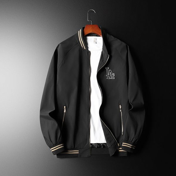 2020 мужская весна осень джинсовая куртка марка мужская одежда повседневная мода куртки slim fit повседневный streetwear блузон куртка дальн, Black;brown 
2020 мужская весна осень джинсовая куртка марка мужская одежда повседневная мода куртки slim fit повседневный streetwear блузон куртка дальн, Black;brown