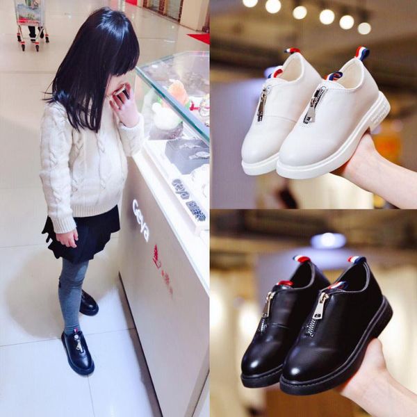 2019 children' casual shoes for girls fashion sequins leather princess shoes students outdoor sports soft bottom running, Black;grey
2019 children' casual shoes for girls fashion sequins leather princess shoes students outdoor sports soft bottom running, Black;grey