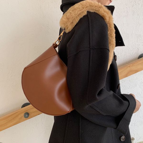 plush women handbag fur ladies saddle shoulder bag clutch pu casual tote fashion travel crossbody pack
plush women handbag fur ladies saddle shoulder bag clutch pu casual tote fashion travel crossbody pack
