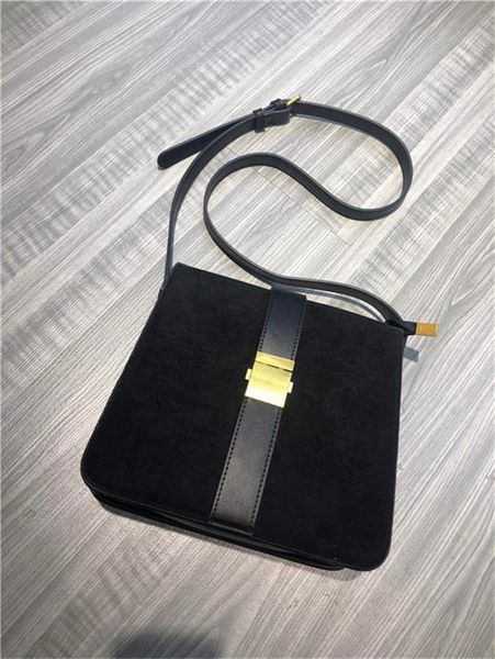 67 2019 famous brand women handbags flower luxury designer composite bags lady clutch shoulder tote female purse with wallet 1 p 1 q34
67 2019 famous brand women handbags flower luxury designer composite bags lady clutch shoulder tote female purse with wallet 1 p 1 q34