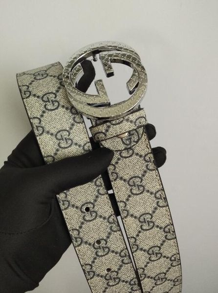 new men and women belt gold and silver needle buckle classic plaid belt high, Black;brown
new men and women belt gold and silver needle buckle classic plaid belt high, Black;brown