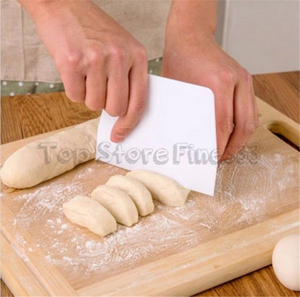 scraper 13x9cm flexible food-safe plastic trapezoid scraper for kitchen cooking professional supplier wholesale dhl ing
scraper 13x9cm flexible food-safe plastic trapezoid scraper for kitchen cooking professional supplier wholesale dhl ing