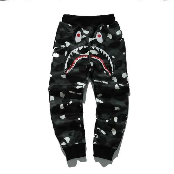 2020 aape and winter foreign trade tide brand camouflage star luminous thin casual pants adolescents loose wei pants designer clothing, Black
2020 aape and winter foreign trade tide brand camouflage star luminous thin casual pants adolescents loose wei pants designer clothing, Black