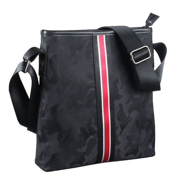 shoulder bag men's casual vertical crossbody bag diagonal travel waterproof boy's camouflage message
shoulder bag men's casual vertical crossbody bag diagonal travel waterproof boy's camouflage message