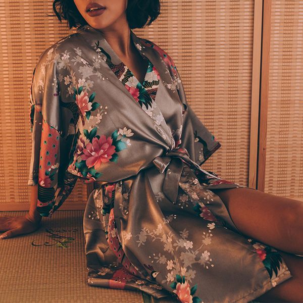 women bride bridesmaid wedding robe gray kimono bathrobe large size xxxl sleepwear home dressing gown print nightgown, Black;red
women bride bridesmaid wedding robe gray kimono bathrobe large size xxxl sleepwear home dressing gown print nightgown, Black;red
