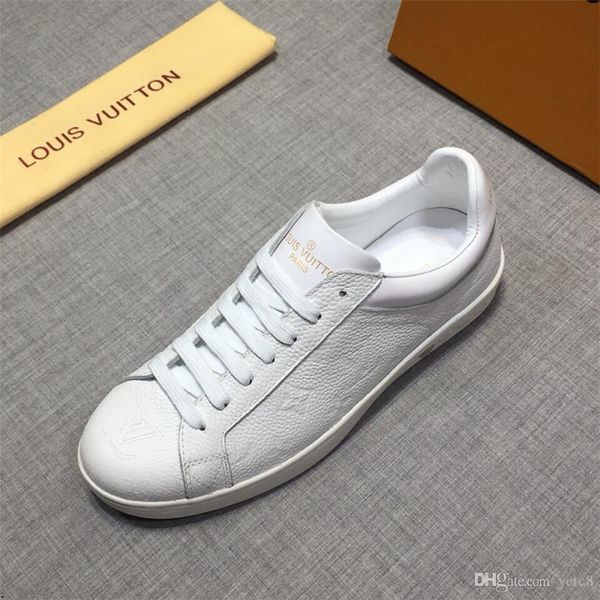 19mm man's vulcanize shoe classic canvas shoe solid lace-up casual white black red couple sneakers low-cut canvas shoe binhiiro ye3
19mm man's vulcanize shoe classic canvas shoe solid lace-up casual white black red couple sneakers low-cut canvas shoe binhiiro ye3