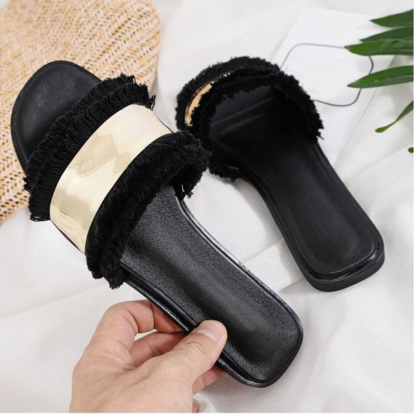 2020 summer new letter woven canvas one-piece women's slippers fashion wear flat woman shoes female beach slides flip flops, Black
2020 summer new letter woven canvas one-piece women's slippers fashion wear flat woman shoes female beach slides flip flops, Black