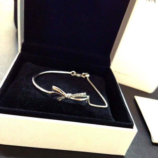 new gorgeous bow bracelet 925 sterling silver for pandora elegant temperament women's bracelet holiday gift with box, Golden;silver
new gorgeous bow bracelet 925 sterling silver for pandora elegant temperament women's bracelet holiday gift with box, Golden;silver