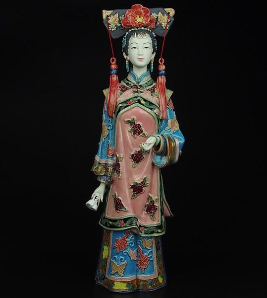 doll master of fine ladies of ancient pottery figures decorated great lady to send his girlfriend a gift
doll master of fine ladies of ancient pottery figures decorated great lady to send his girlfriend a gift