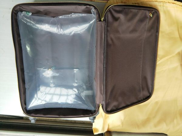 famous designer women men spinner expandable trolley brand fashion suitcases carry-ons barding bag rolling luggage
famous designer women men spinner expandable trolley brand fashion suitcases carry-ons barding bag rolling luggage