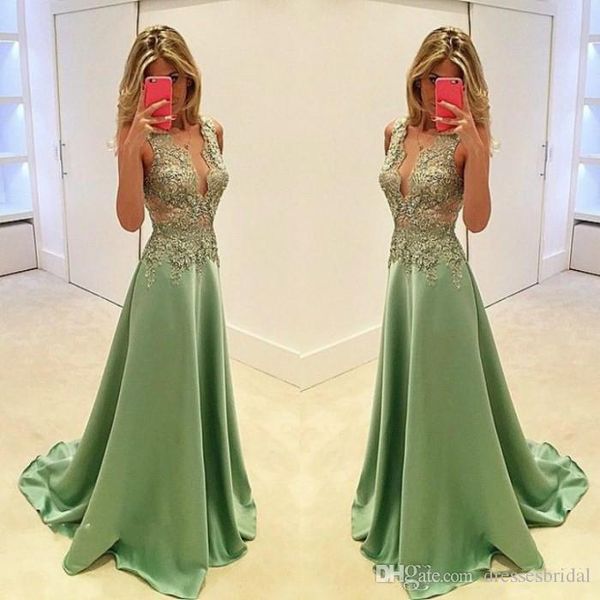 new arrival deep v neck lace satin skirt prom dresses cutaway sides long formal special occasion dress evening party gown plus size, Black;red
new arrival deep v neck lace satin skirt prom dresses cutaway sides long formal special occasion dress evening party gown plus size, Black;red
