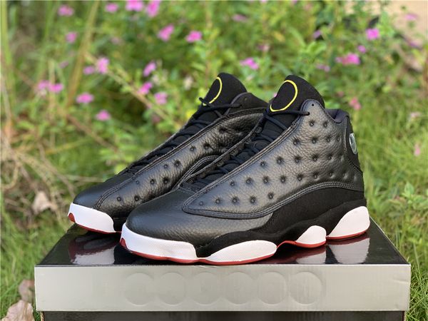wholesale 2019 new black white red xiii 13s carbon fiber men high basketball shoes outdoor trainers size 7-12
wholesale 2019 new black white red xiii 13s carbon fiber men high basketball shoes outdoor trainers size 7-12
