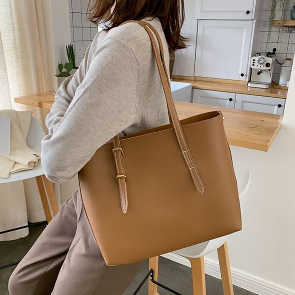 solid bag for women's shoulder bags high capacity women handbags pu leather lady hand bags females handbag purse 2020 new
solid bag for women's shoulder bags high capacity women handbags pu leather lady hand bags females handbag purse 2020 new