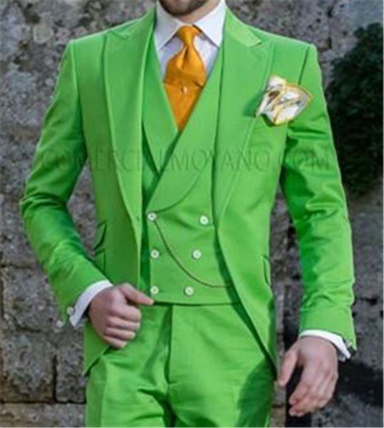 classic peak lapel tuxedos groom wedding men suits mens wedding suits tuxedo costumes de pour hommes men(jacket+pants+tie+vest) w52, Black;gray
classic peak lapel tuxedos groom wedding men suits mens wedding suits tuxedo costumes de pour hommes men(jacket+pants+tie+vest) w52, Black;gray