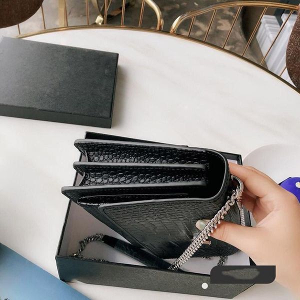 designer-luxury handbag purse y purse bag alligator pattern designer bags women chain strap shoulder crossbody y purses bag
designer-luxury handbag purse y purse bag alligator pattern designer bags women chain strap shoulder crossbody y purses bag
