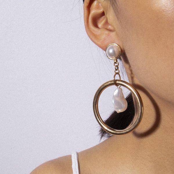 korean sweet 2019 women personality simple pearl painting flower petal big irregular metal stud earrings for woman gift, Silver
korean sweet 2019 women personality simple pearl painting flower petal big irregular metal stud earrings for woman gift, Silver