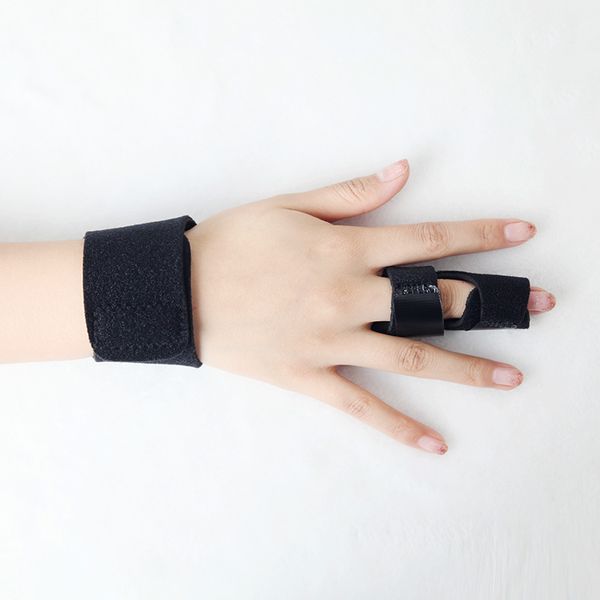 finger splint immobilizer thumb waist support adjustable thumb stabilizer guard support popular, Black;red
finger splint immobilizer thumb waist support adjustable thumb stabilizer guard support popular, Black;red