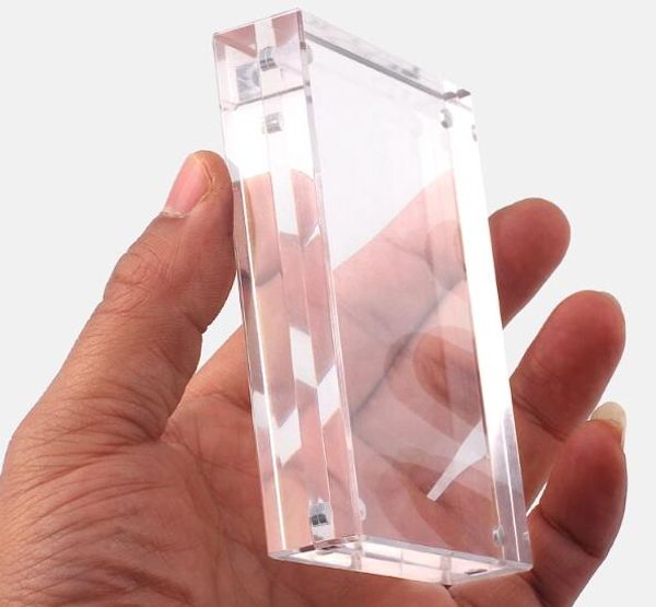 a6 crystal acrylic p frame moulding magnetic picture sign holder with double-sides used
a6 crystal acrylic p frame moulding magnetic picture sign holder with double-sides used
