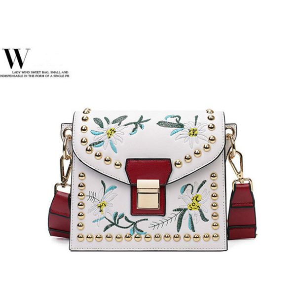 leather embroidery rivet crossbody bags for women 2020 travel handbag simple shoulder messenger bag ladies cross body bag
leather embroidery rivet crossbody bags for women 2020 travel handbag simple shoulder messenger bag ladies cross body bag