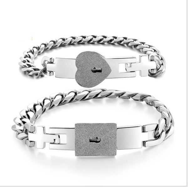 titanium steel couple bracelet a pair of stainless steel rose gold men and women concentric lock interlocking key bracelet, Golden;silver
titanium steel couple bracelet a pair of stainless steel rose gold men and women concentric lock interlocking key bracelet, Golden;silver