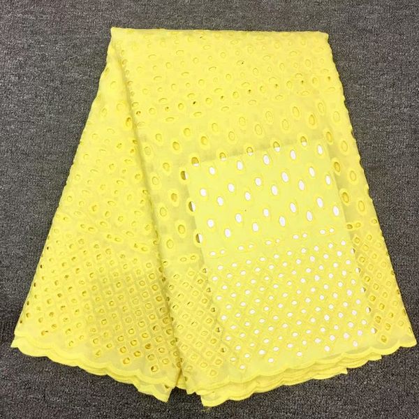 latest 2020 fashion embroidery punched hole swiss 100% cotton fabric 5yds tissu africain brode coton brocade fabric, Black;white
latest 2020 fashion embroidery punched hole swiss 100% cotton fabric 5yds tissu africain brode coton brocade fabric, Black;white