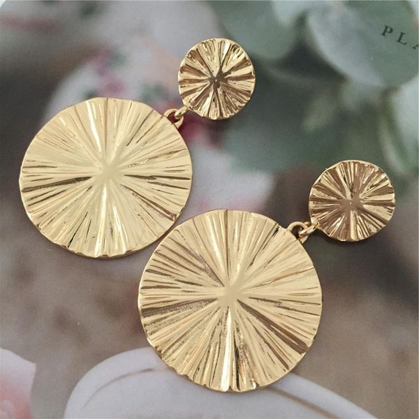 2020 new vintage gold color fold texture pattern disc dangle drop earrings for women boho party fashion simple earrings brincos, Silver
2020 new vintage gold color fold texture pattern disc dangle drop earrings for women boho party fashion simple earrings brincos, Silver
