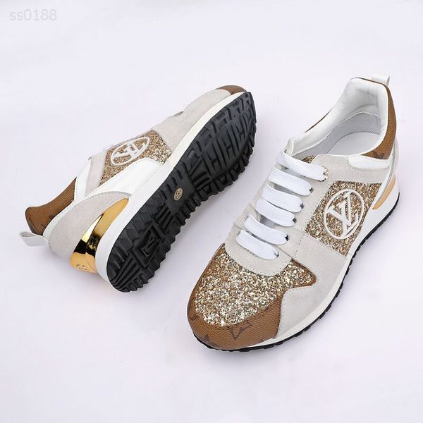 new european and american autumn and winter stitching high-grade suede sports men's shoes lace up comfortable women's shoes, Black
new european and american autumn and winter stitching high-grade suede sports men's shoes lace up comfortable women's shoes, Black