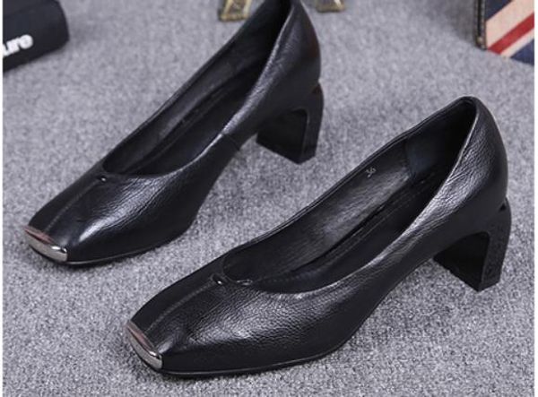 2019 women's shoes in spring and autumn with new style middle heel coarse heel square head @2257, Black
2019 women's shoes in spring and autumn with new style middle heel coarse heel square head @2257, Black