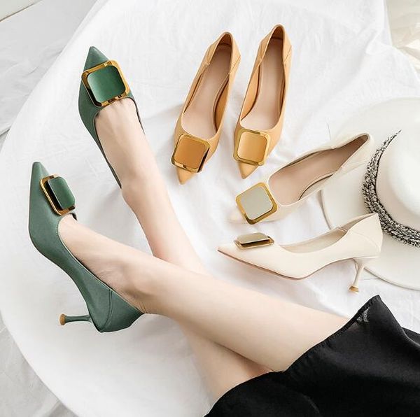 new season women pumps wedding party stiletto shallow mouth sequined hight heel pointed toes fashion dress shoe with box, Black
new season women pumps wedding party stiletto shallow mouth sequined hight heel pointed toes fashion dress shoe with box, Black