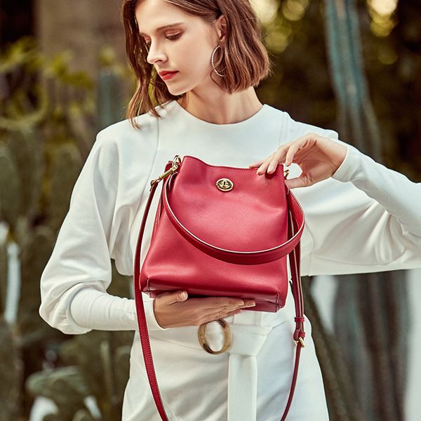 pretty cross body bags for women new arrival fashion shoulder bag quality leather handbags messenger bags girls bucket hot
pretty cross body bags for women new arrival fashion shoulder bag quality leather handbags messenger bags girls bucket hot
