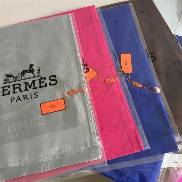 16 color scarf wholesale classic vintage carriage figure scarves men and women scarf soft cotton scarf 180*70cm
16 color scarf wholesale classic vintage carriage figure scarves men and women scarf soft cotton scarf 180*70cm