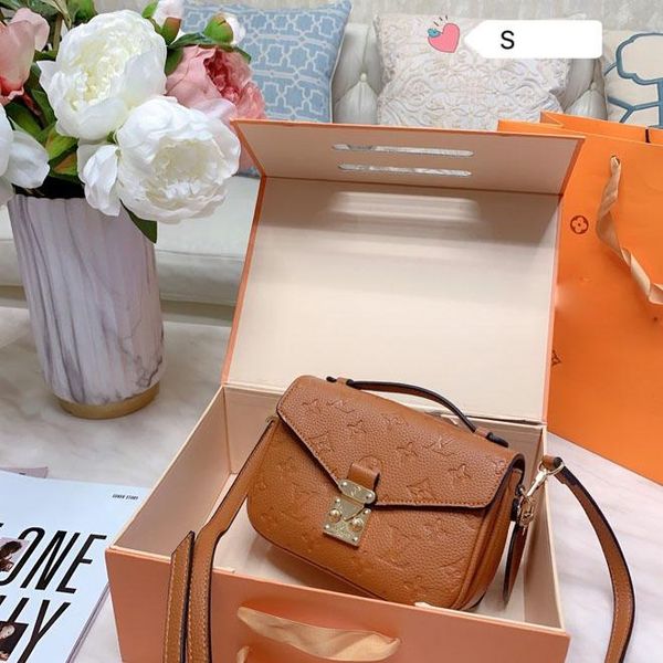 messenger bag handbag wallet backpack main card holder duffle bag women handbags handbag horsebit card holder, Black
messenger bag handbag wallet backpack main card holder duffle bag women handbags handbag horsebit card holder, Black