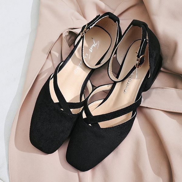 size 35-38 nice new fashion women flats summer ankle buckle 3cm flat heels shoes woman square toe casual female shoe for, Black
size 35-38 nice new fashion women flats summer ankle buckle 3cm flat heels shoes woman square toe casual female shoe for, Black