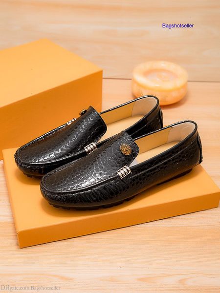 2019 мужские слипоны досуг даг обувь вождения кожа повседневные мокасины мода ленивый wan1, Black;red 
2019 мужские слипоны досуг даг обувь вождения кожа повседневные мокасины мода ленивый wan1, Black;red