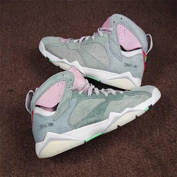2020 hottest обувь аутентичные 7 se харе 2.0 neutral gray summit white pink пена summit white ct8529-002 7s мужчины баскетбол
2020 hottest обувь аутентичные 7 se харе 2.0 neutral gray summit white pink пена summit white ct8529-002 7s мужчины баскетбол