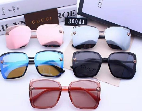 2020 designer sunglasses for fashion oval simple uv 400 lens coating mirror lens color plated frame come with glasses case, White;black
2020 designer sunglasses for fashion oval simple uv 400 lens coating mirror lens color plated frame come with glasses case, White;black